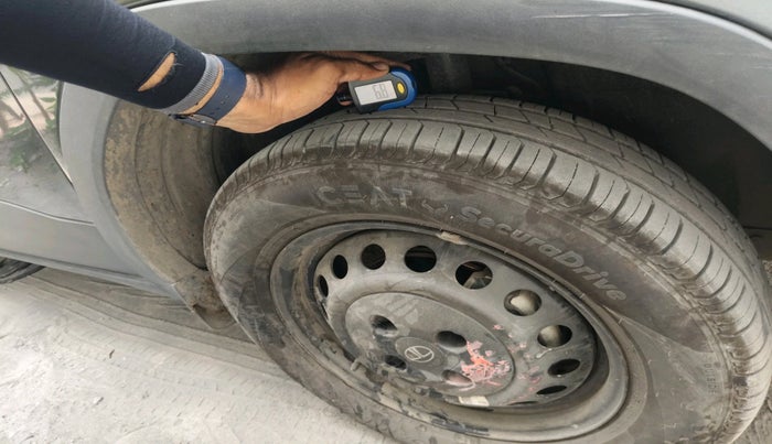 2024 Tata PUNCH PURE MT, Petrol, Manual, 4,307 km, tyre