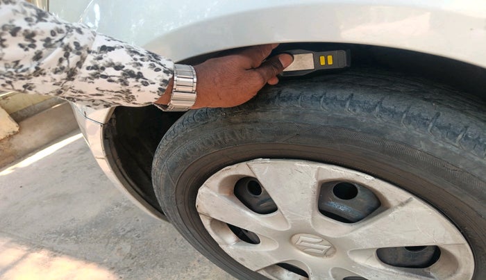 2011 Maruti Ritz VDI, Diesel, Manual, 1,06,401 km, tyre