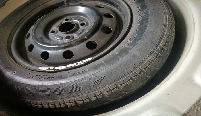 2011 Maruti Ritz VDI, Diesel, Manual, 1,06,401 km, tyre