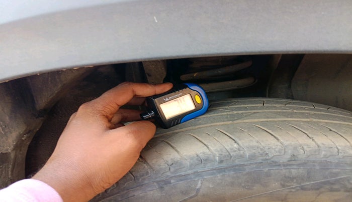 2022 Renault Kiger RXZ TURBO CVT, Petrol, Automatic, 42,486 km, tyre