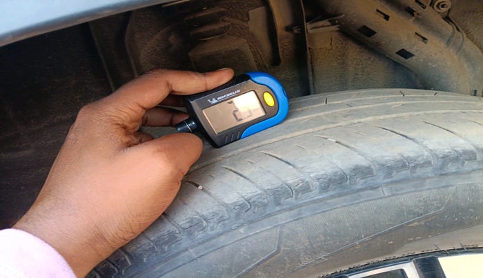 2022 Renault Kiger RXZ TURBO CVT, Petrol, Automatic, 42,486 km, tyre