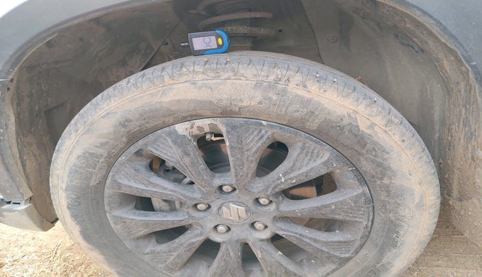 2022 Maruti Vitara Brezza ZXI, Petrol, Manual, 27,631 km, tyre