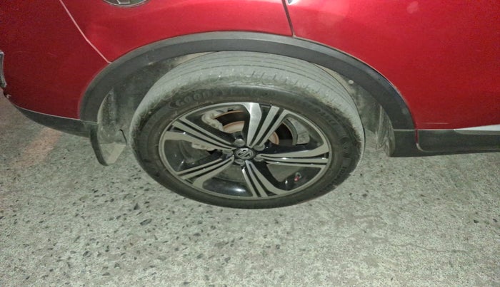 2022 MG ASTOR SHARP 1.5 CVT, Petrol, Automatic, 29,080 km, tyre