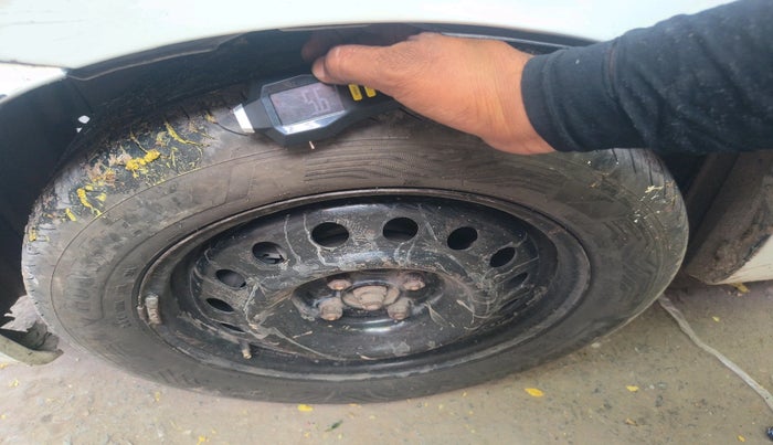 2015 Toyota Etios GD, Diesel, Manual, 2,13,919 km, tyre