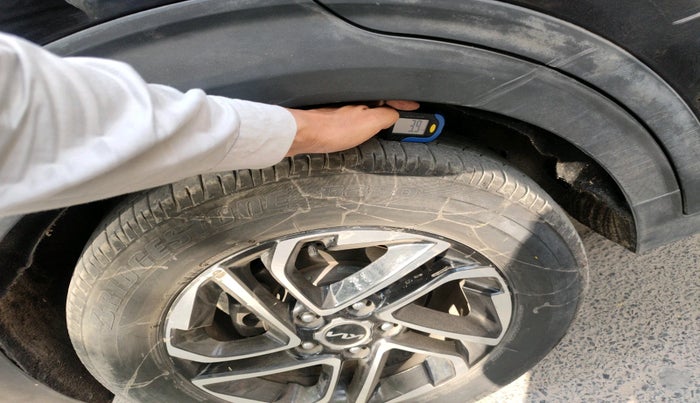 2022 KIA CARENS LUXURY PLUS 1.5 DIESEL AT 6 STR, Diesel, Automatic, 74,808 km, tyre