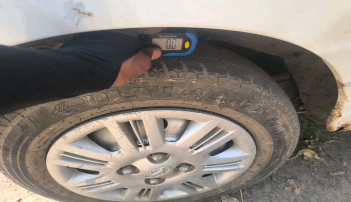 2011 Hyundai Santro Xing GL PLUS, CNG, Manual, 1,30,734 km, tyre