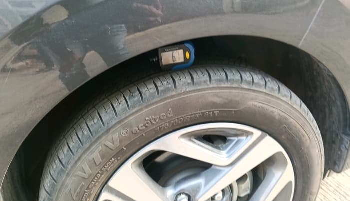 2024 Hyundai AURA SX 1.2 CNG, CNG, Manual, 8,308 km, tyre