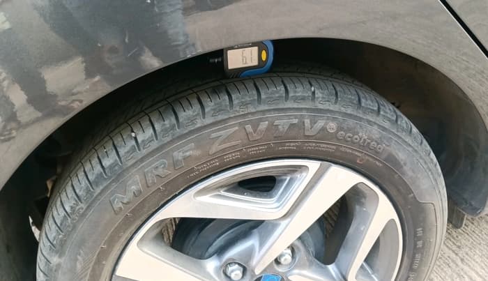 2024 Hyundai AURA SX 1.2 CNG, CNG, Manual, 8,308 km, tyre