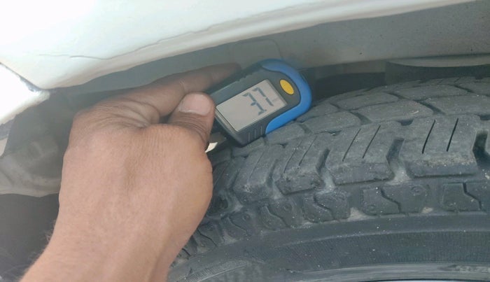 2012 Maruti Alto K10 VXI, CNG, Manual, 1,06,272 km, tyre