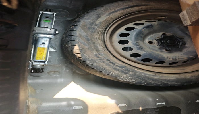 2014 Hyundai Grand i10 MAGNA 1.2 KAPPA VTVT, Petrol, Manual, 76,749 km, tyre