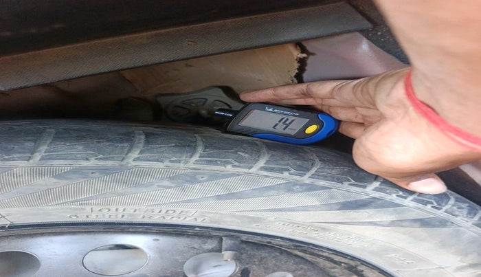 2017 Tata NEXON XZ PLUS DIESEL, Diesel, Manual, 1,53,913 km, tyre