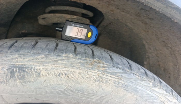 2017 Tata NEXON XZ PLUS DIESEL, Diesel, Manual, 1,53,913 km, tyre