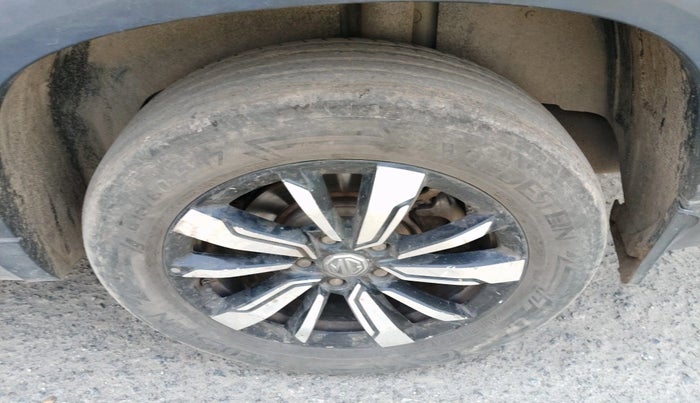 2020 MG HECTOR SHARP 1.5 DCT PETROL, Petrol, Automatic, 63,797 km, tyre