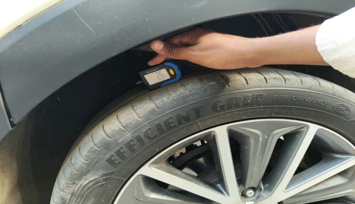 2018 Hyundai Tucson GLS 2WD AT PETROL, Petrol, Automatic, 1,03,947 km, tyre