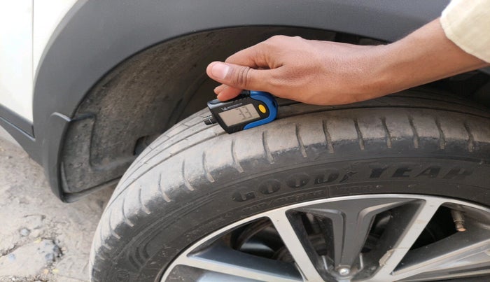 2018 Hyundai Tucson GLS 2WD AT PETROL, Petrol, Automatic, 1,03,947 km, tyre