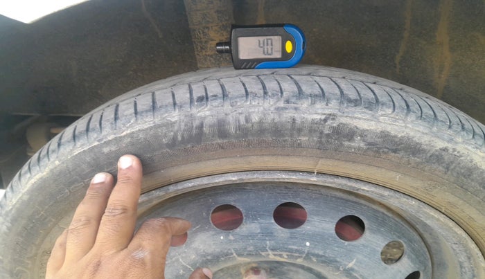 2011 Nissan Micra XV PREMIUM DIESEL, Diesel, Manual, 91,653 km, tyre