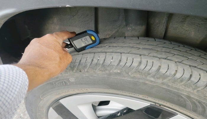 2025 Nissan MAGNITE Visia EZ-Shift, Petrol, Automatic, 13,528 km, tyre