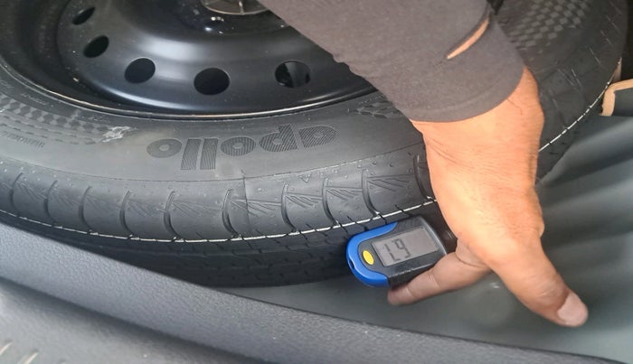 2025 Maruti Grand Vitara DELTA SMART HYBRID, Petrol, Manual, 5,373 km, tyre