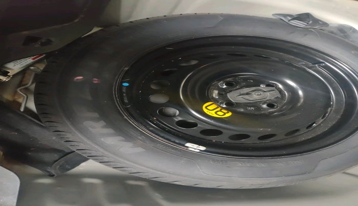 2021 Maruti Baleno ZETA CVT PETROL 1.2, Petrol, Automatic, 54,825 km, tyre