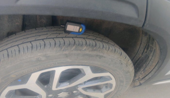 2024 Maruti FRONX ALPHA 1.0L TURBO 6 AT, Petrol, Automatic, 6,977 km, tyre