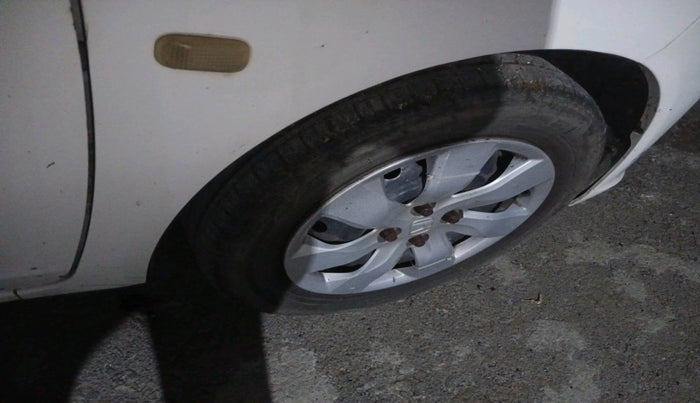 2014 Honda Mobilio 1.5L I-DTEC S, Diesel, Manual, 1,10,261 km, tyre