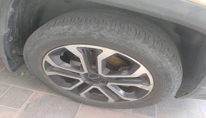 2020 Jeep Compass LIMITED PLUS PETROL AT, Petrol, Automatic, 35,710 km, tyre