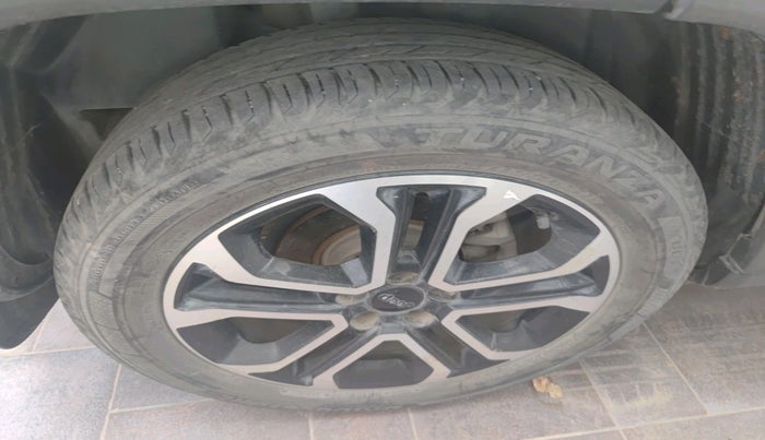 2020 Jeep Compass LIMITED PLUS PETROL AT, Petrol, Automatic, 35,710 km, tyre