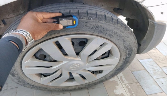 2015 Honda Jazz 1.5L I-DTEC S, Diesel, Manual, 89,319 km, tyre