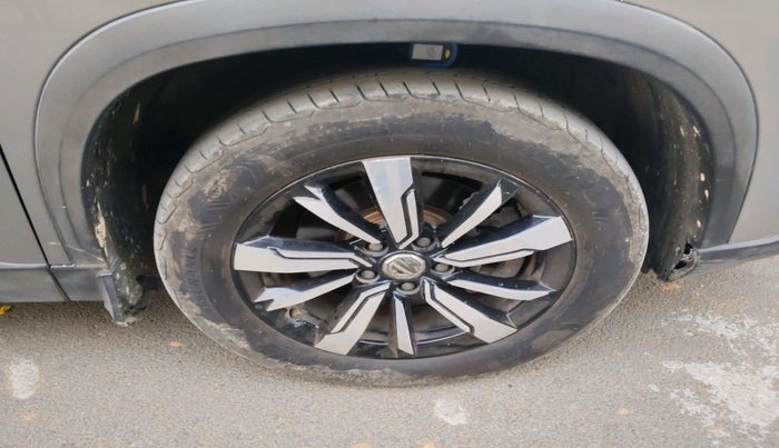 2019 MG HECTOR SHARP 2.0 DIESEL, Diesel, Manual, 71,984 km, tyre