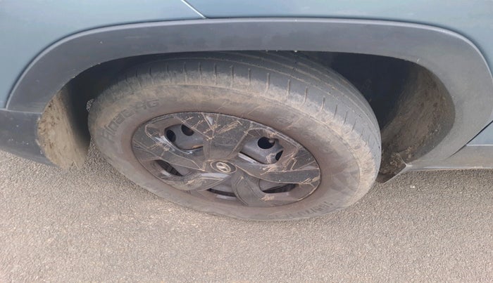 2022 Tata PUNCH ADVENTURE MT, Petrol, Manual, 59,671 km, tyre