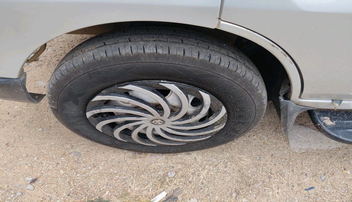 2016 Maruti Eeco 5 STR WITH A/C+HTR, Petrol, Manual, 97,890 km, tyre