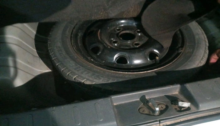 2016 Maruti Alto K10 VXI, Petrol, Manual, 78,214 km, tyre