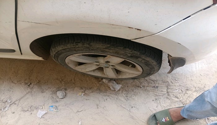 2014 Volkswagen Polo COMFORTLINE 1.2L PETROL, Petrol, Manual, 61,682 km, tyre