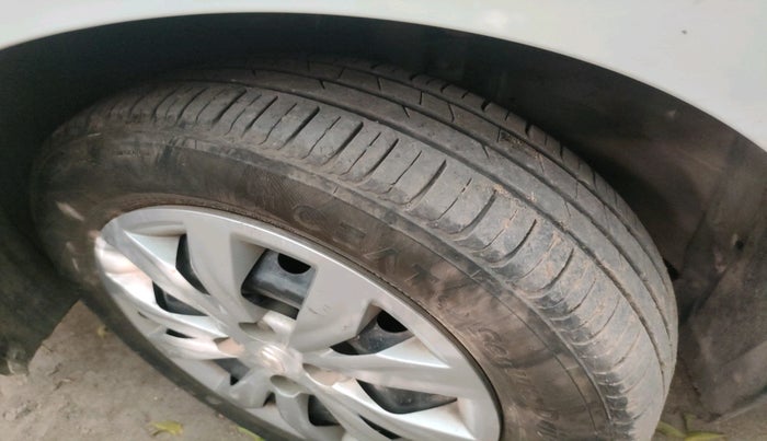 2017 Hyundai Verna 1.6 EX CRDI, Diesel, Manual, 58,858 km, tyre