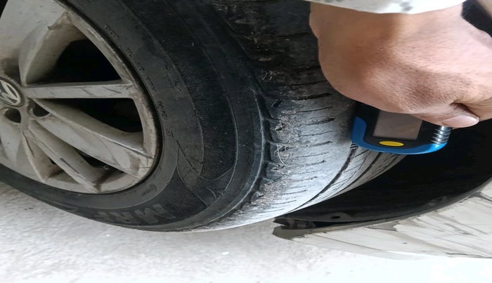 2016 Volkswagen Ameo HIGHLINE1.2L, Petrol, Manual, 59,626 km, tyre