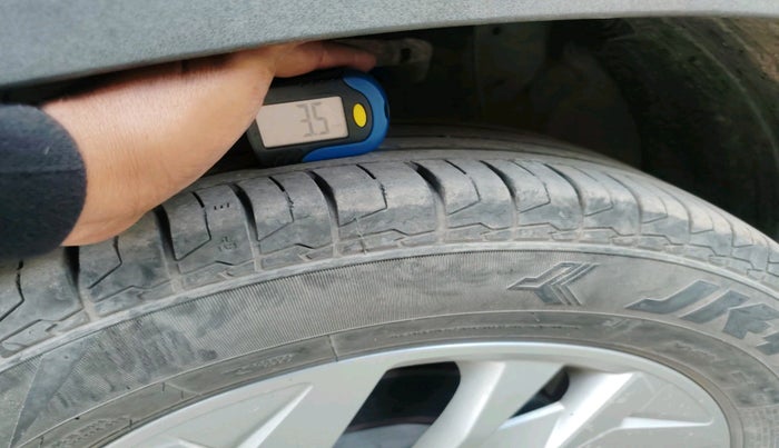 2023 Hyundai Creta SX 1.5 PETROL, Petrol, Manual, 18,445 km, tyre