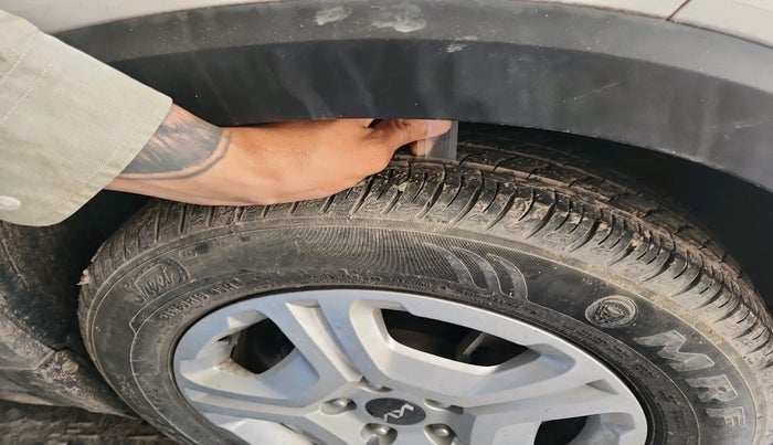 2023 KIA SONET HTK PLUS 1.0 IMT, Petrol, Manual, 5,480 km, tyre