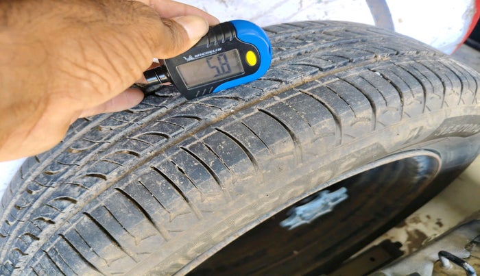 2017 Hyundai Grand i10 SPORTZ 1.2 KAPPA VTVT, CNG, Manual, 90,784 km, tyre