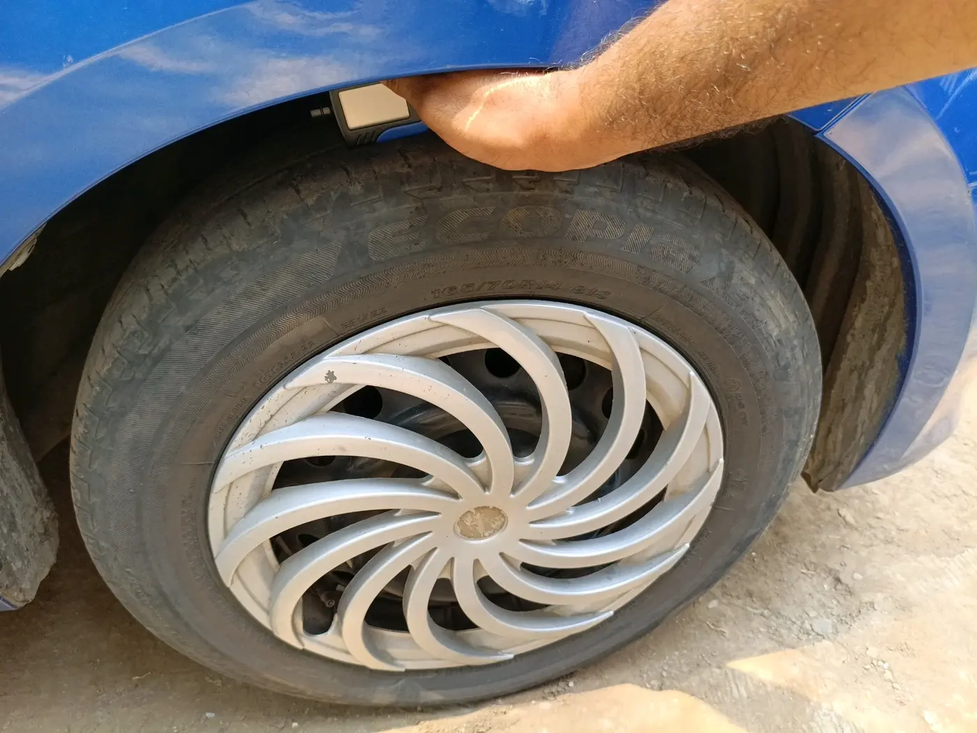 2022 Maruti Celerio VXI CNG, CNG, Manual, 99,056 km, tyre