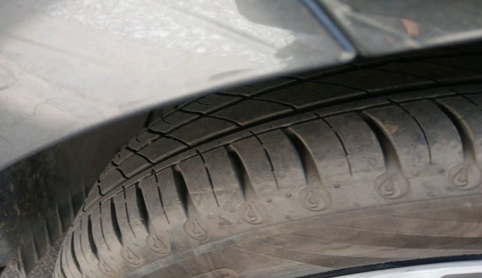 2024 Tata Tiago XT (O) PETROL, Petrol, Manual, 8,869 km, tyre