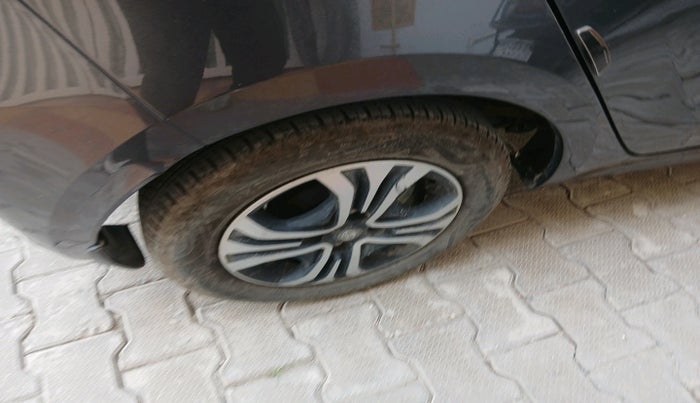 2024 Tata Tiago XT (O) PETROL, Petrol, Manual, 8,869 km, tyre