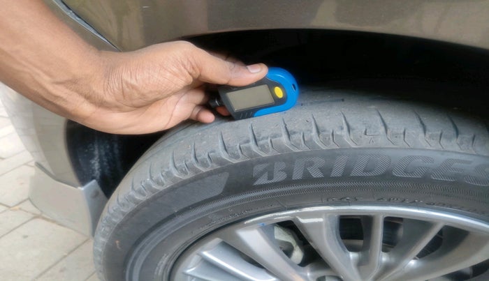 2019 Maruti Ertiga ZXI+ SHVS, Petrol, Manual, 25,384 km, tyre