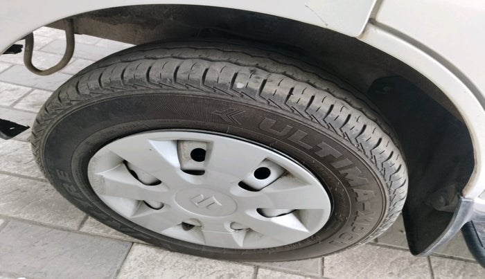 2024 Maruti Eeco 5 STR AC CNG, CNG, Manual, 19,535 km, tyre