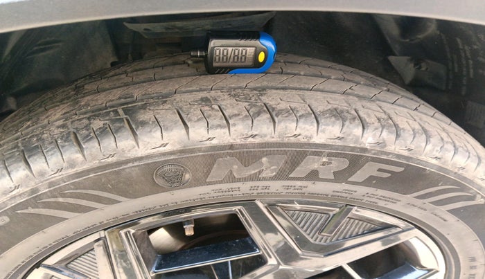 2024 Tata Harrier FEARLESS DARK EDITION AT, Diesel, Automatic, 47,381 km, tyre