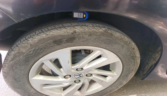 2015 Honda Jazz 1.2L I-VTEC V AT, Petrol, Automatic, 69,397 km, tyre