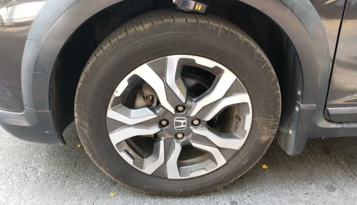 2017 Honda WR-V 1.2L I-VTEC VX MT, Petrol, Manual, 99,504 km, tyre