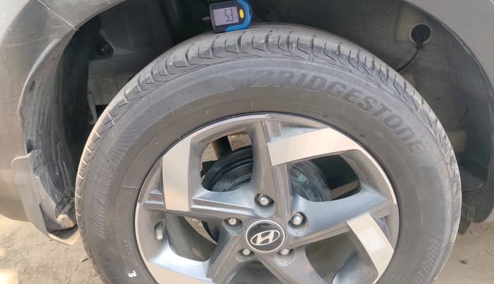 2021 Hyundai VENUE SX 1.0 TURBO, Petrol, Manual, 86,565 km, tyre