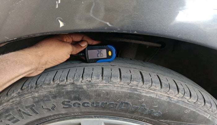 2015 Maruti Baleno DELTA PETROL 1.2, Petrol, Manual, 83,957 km, tyre