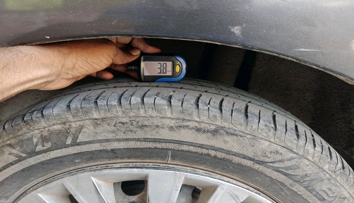 2015 Maruti Baleno DELTA PETROL 1.2, Petrol, Manual, 83,957 km, tyre