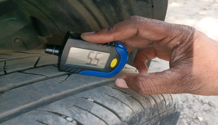 2023 Nissan MAGNITE XV PREMIUM, Petrol, Manual, 21,320 km, tyre